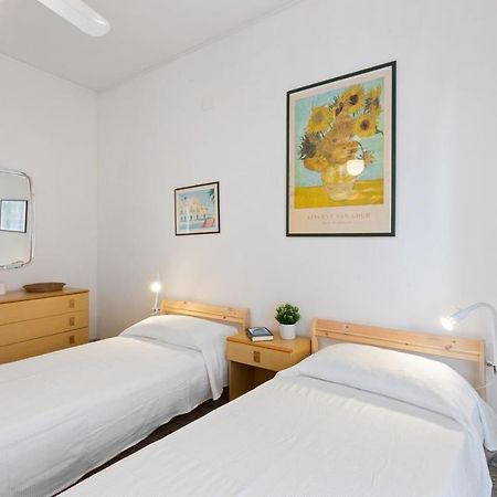 Aci Castello Seaview Apartment With Parking Екстериор снимка